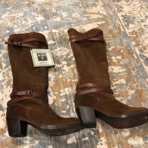 Women’s brand new Frye boots